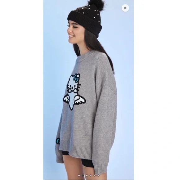 Angel Hello Kitty Drop-Sleeve Sweater - Picture 2 of 5